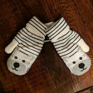 Youth mittens one size fits most